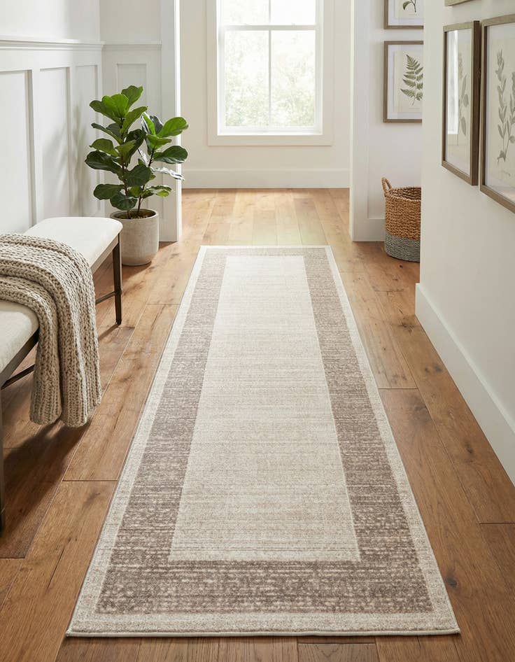 Detail image of 2' 7 x 8' Uptown Yorkville Runner Rug