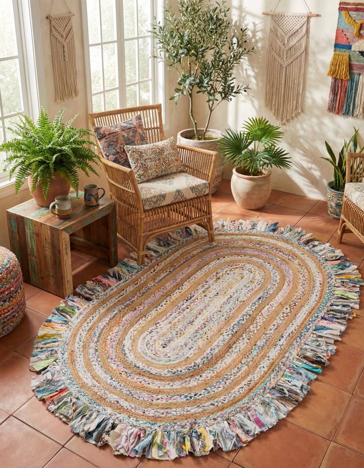 Detail image of 5' 1 x 8'  Hand Braided Chindi Jute Oval Rug