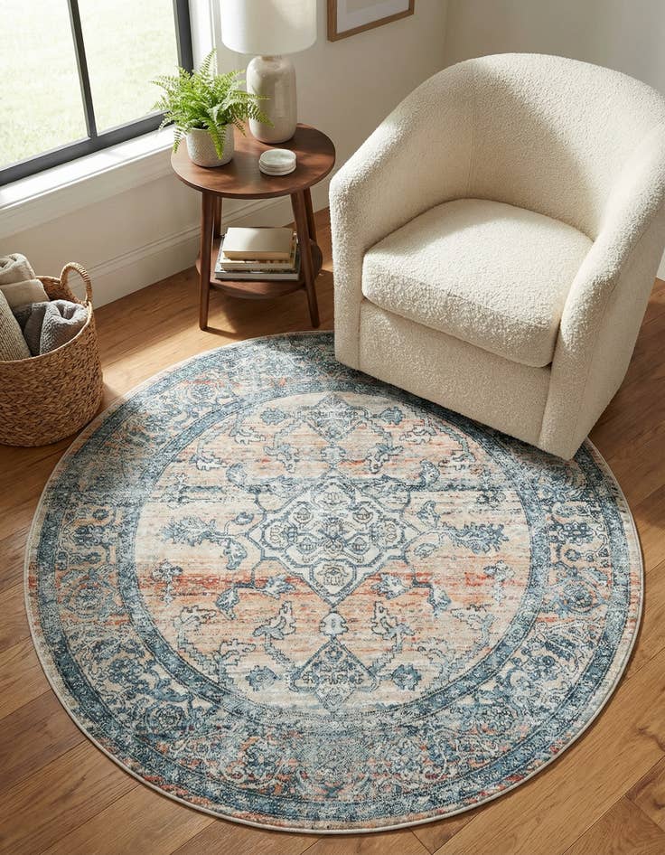 Detail image of 4' x 4' Newport Round Rug