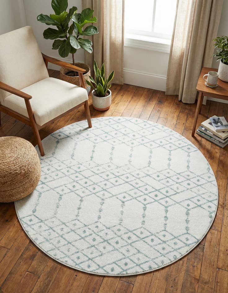 Detail image of 5' 3 x 5' 3 Paxon Trellis Round Rug