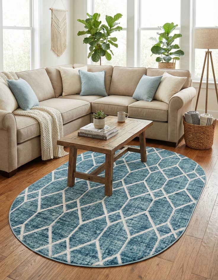 Detail image of 5' 3 x 8' Lattice Trellis Oval Rug