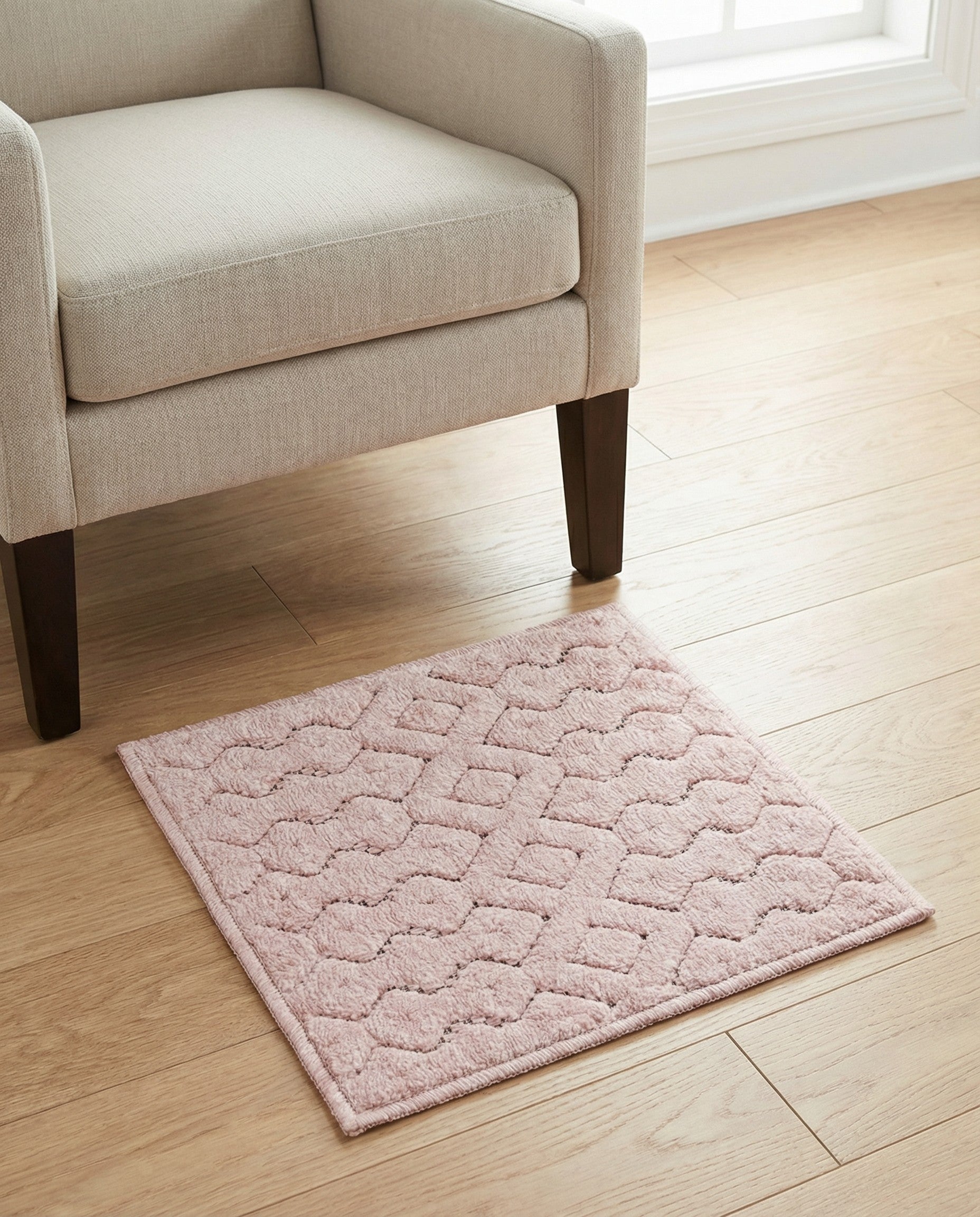 1' 4 x 1' 4 Easy-Clean Trellis Textured Indoor / Outdoor Sample Rug