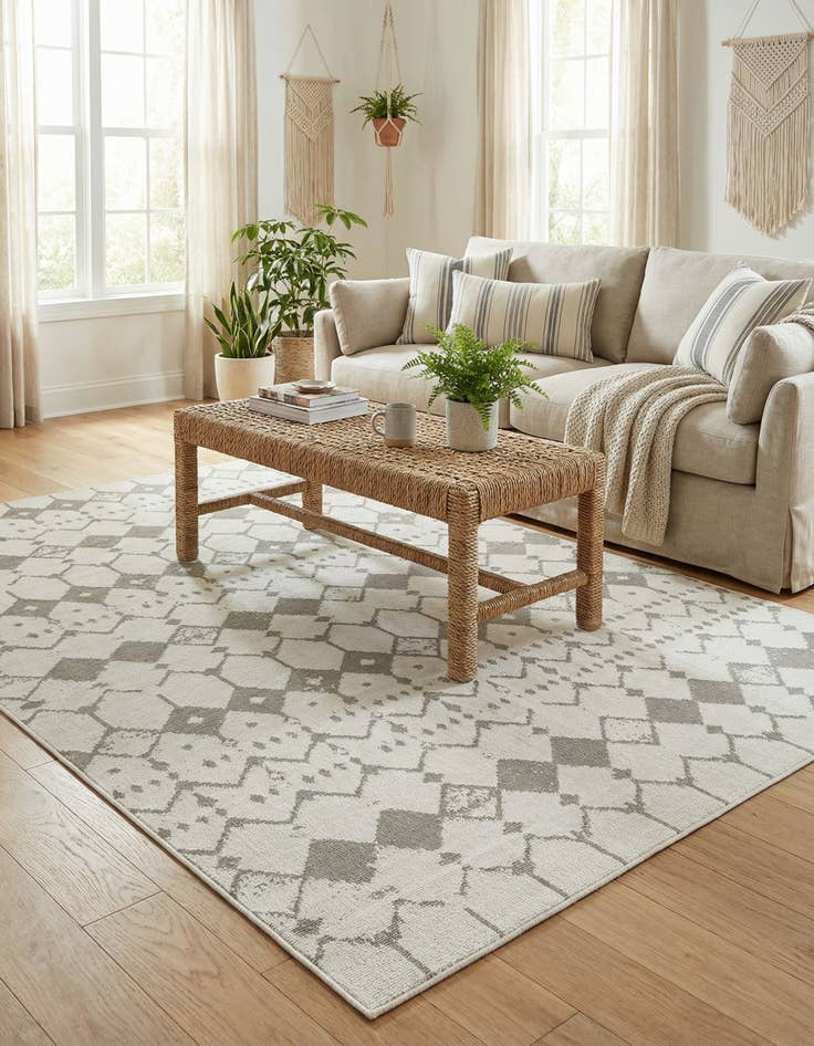 Detail image of 5' 3 x 8' Washable Lattice Indoor / Outdoor Rug