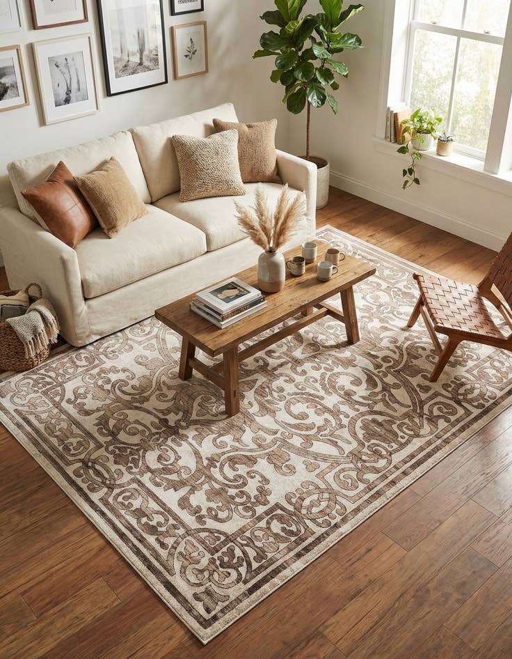 Detail image of 7' x 10' Hermitage Rug