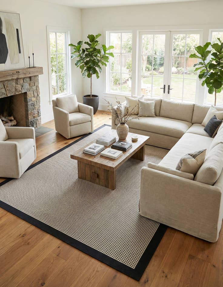 Detail image of 9' x 12'  Washable Border Indoor / Outdoor Rug