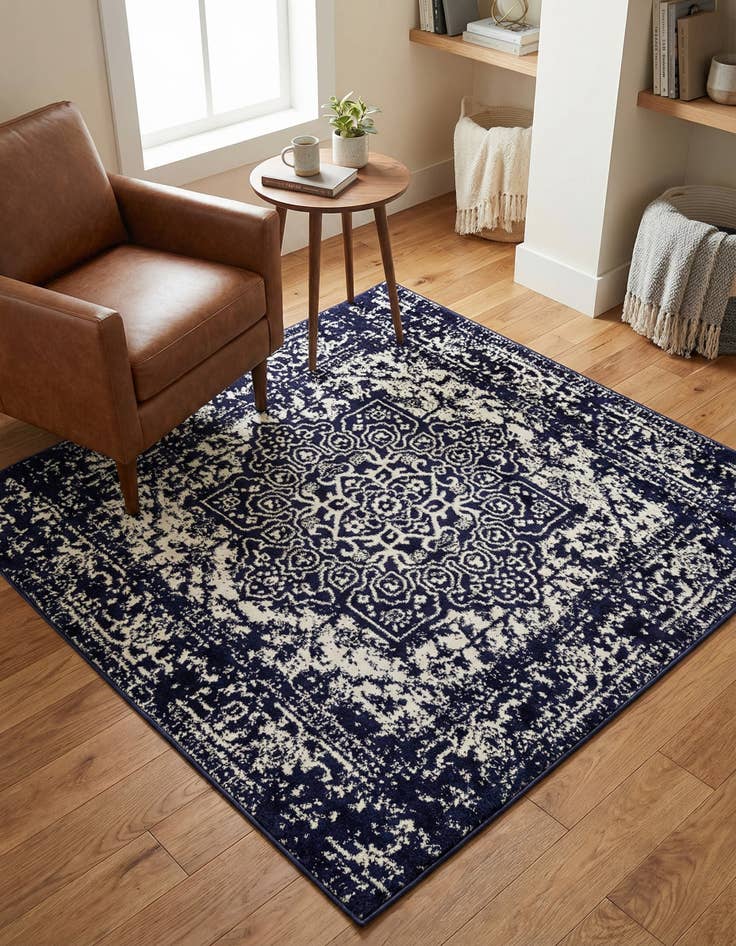 Detail image of 5' 3 x 5' 3 Arlington Square Rug