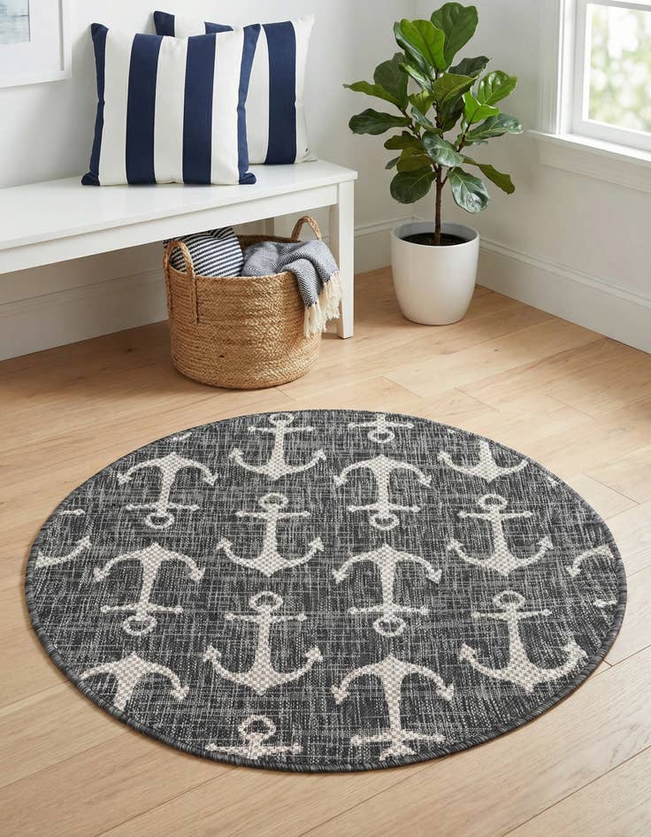 Detail image of 3' x 3' Washable Coastal Indoor / Outdoor Round Rug