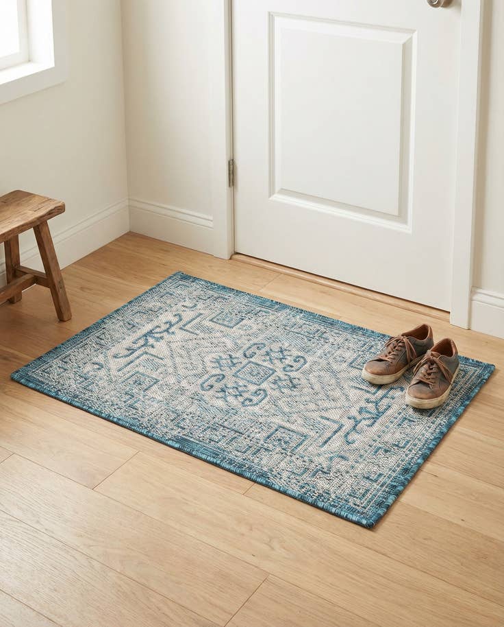Detail image of 2' x 3' Easy-Clean Aztec Indoor / Outdoor Rug