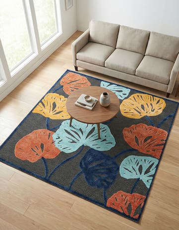 7' 10 x 7' 10 Easy-Clean Belize Indoor / Outdoor Square Rug