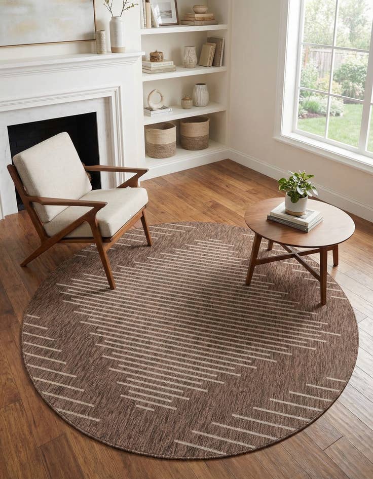 Detail image of 7' 10 x 7' 10  Washable Modern Indoor / Outdoor Round Rug