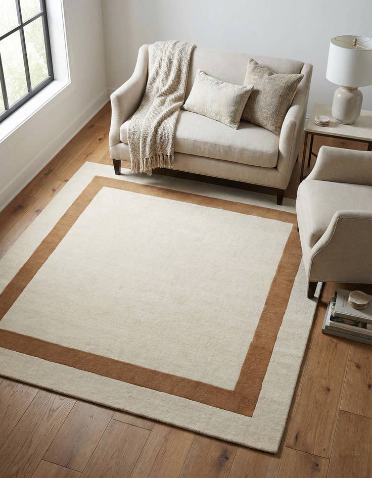 Detail image of 5' 1 x 5' 1 Jill Zarin Border Wool Square Rug