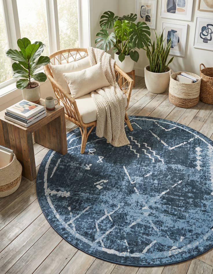 Detail image of 7' 10 x 7' 10 Kamala Washable Round Rug
