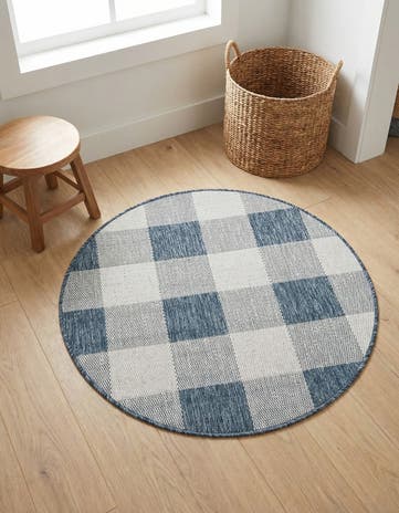 3' x 3' Easy-Clean Checkered Indoor / Outdoor Round Rug