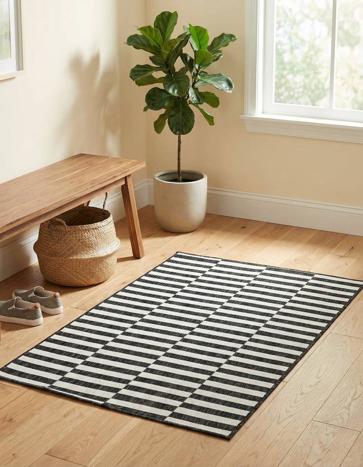 Detail image of 2' x 3'  Washable Striped Indoor / Outdoor Rug