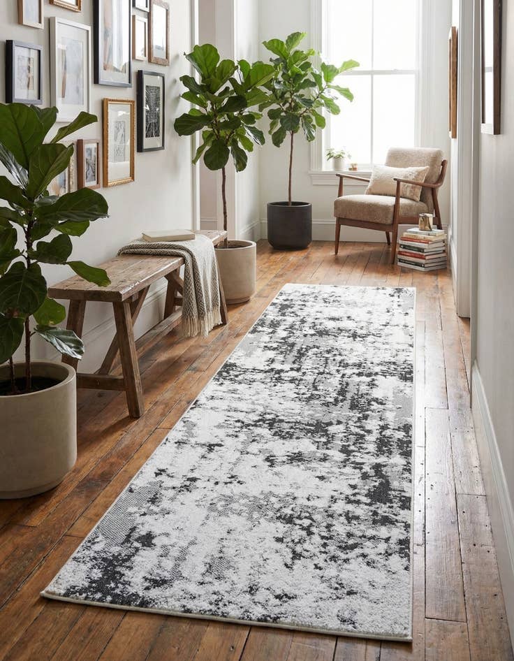 Detail image of 2' 7 x 10' Abbey Runner Rug