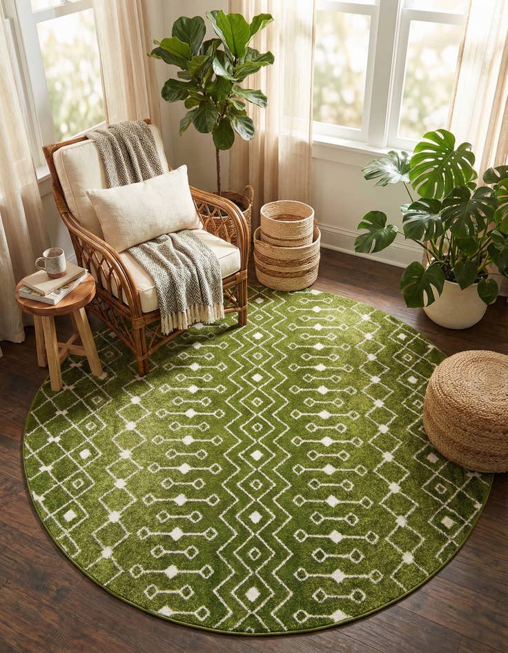 Detail image of 7' 10 x 7' 10 Moroccan Trellis Round Rug