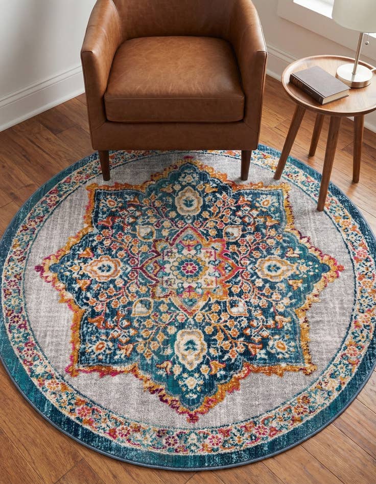 Detail image of 3' 7 x 3' 7 Budapest Round Rug