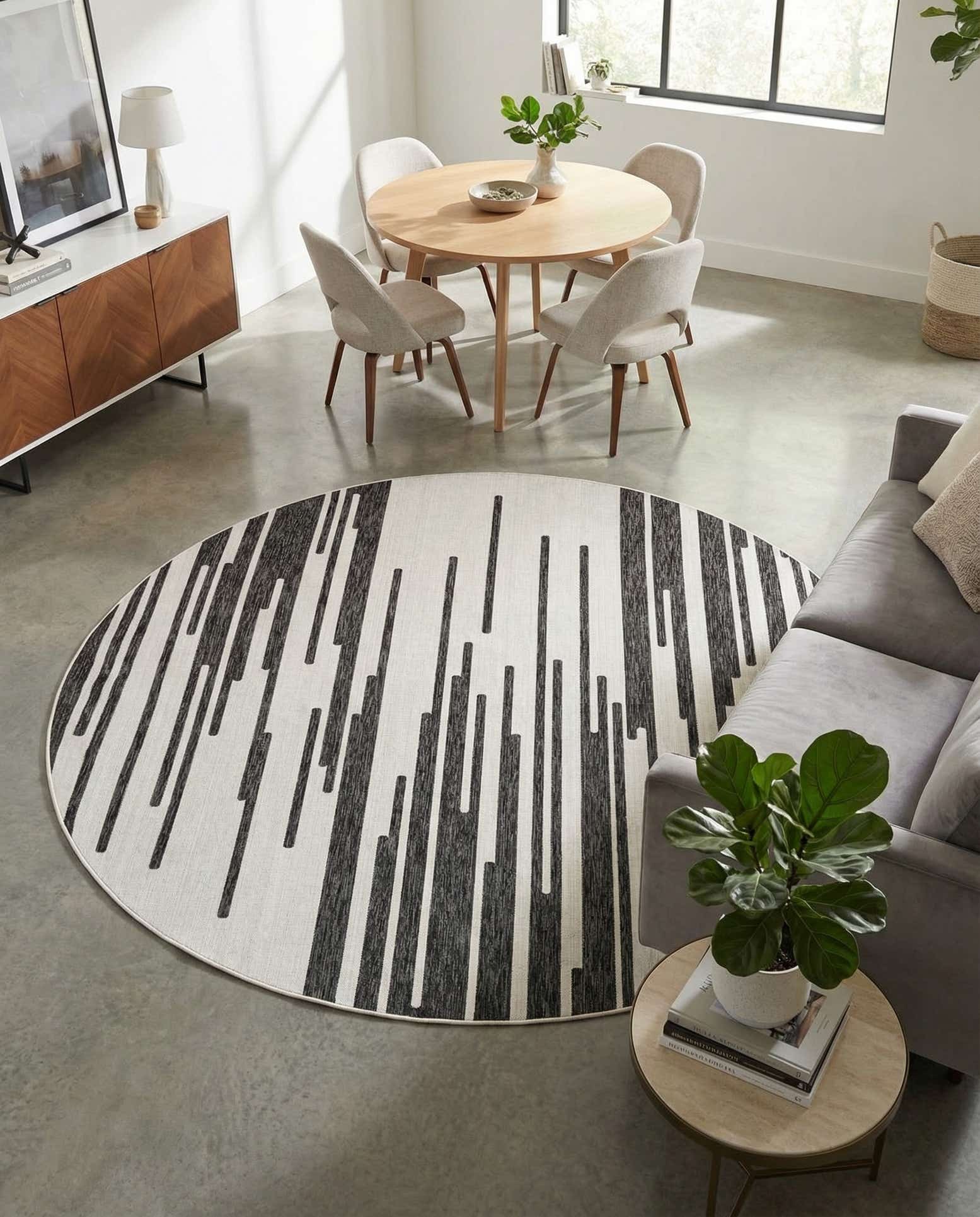 10' x 10' Easy-Clean Modern Indoor / Outdoor Round Rug