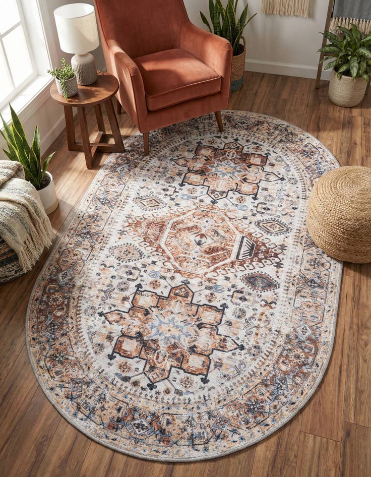 Detail image of 4' 1 x 6' 1 Washable Yara Oval Rug