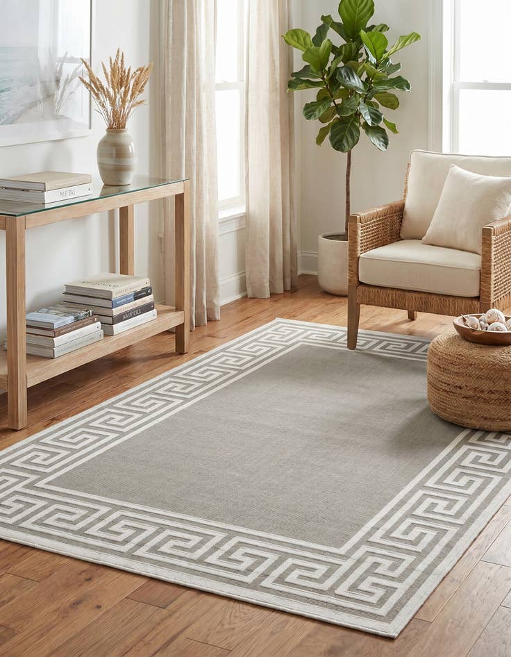 Detail image of 5' 3 x 8' Easy-Clean Coastal Indoor / Outdoor Rug