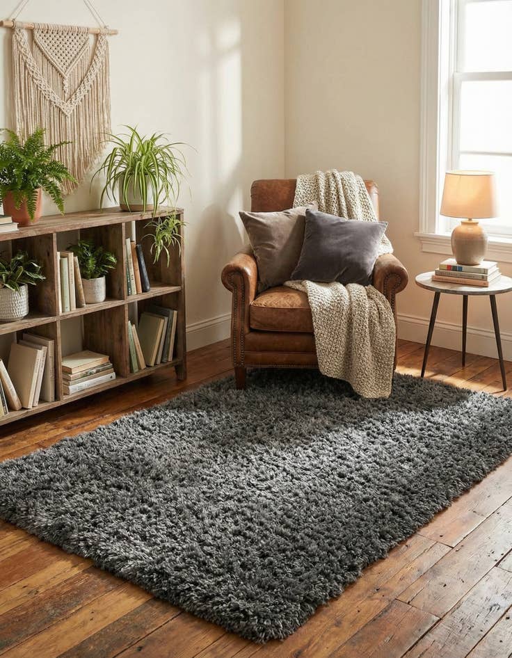 Detail image of 3' 3 x 5' 3 Marilyn Monroe&trade; Shag Rug