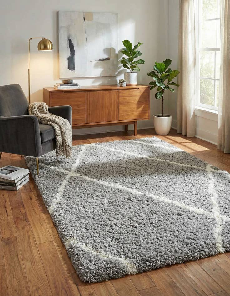 Detail image of 5' x 8' Infinity Shag Rug