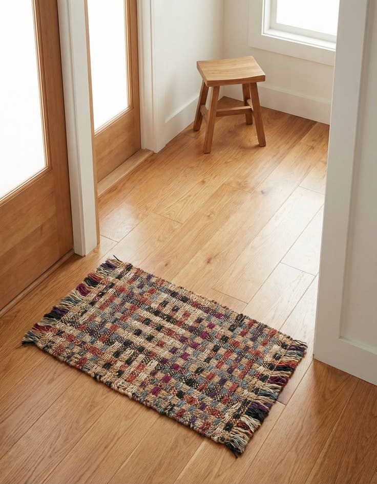 Detail image of 2' x 3' 1 Hand Woven Chunky Jute Rug