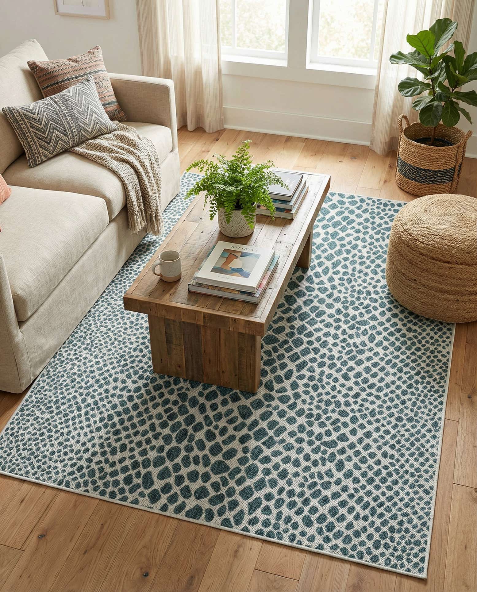 5' 3 x 7' Easy-Clean Jill Zarin Indoor / Outdoor Rug
