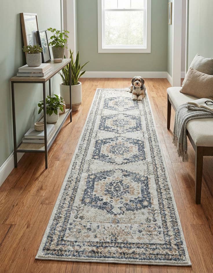 Detail image of 2' 7 x 10' Oxford Runner Rug