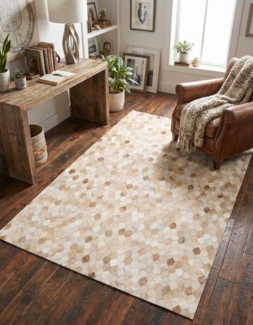 4' 8 x 6' 8 Cowhide Stocks Rug