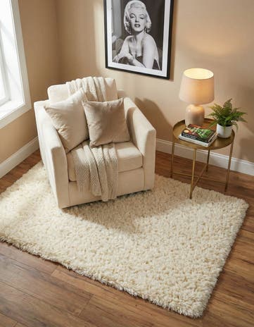 3' 3 x 5' 3 Marilyn Monroe™ Shag Rug