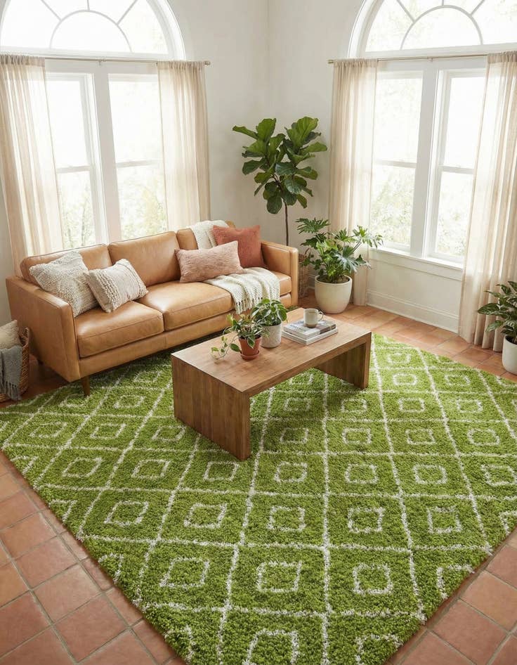 Detail image of 10' x 10' Trellis Shag Square Rug