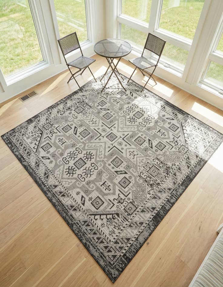 Detail image of 6' x 6' Washable Aztec Indoor / Outdoor Square Rug