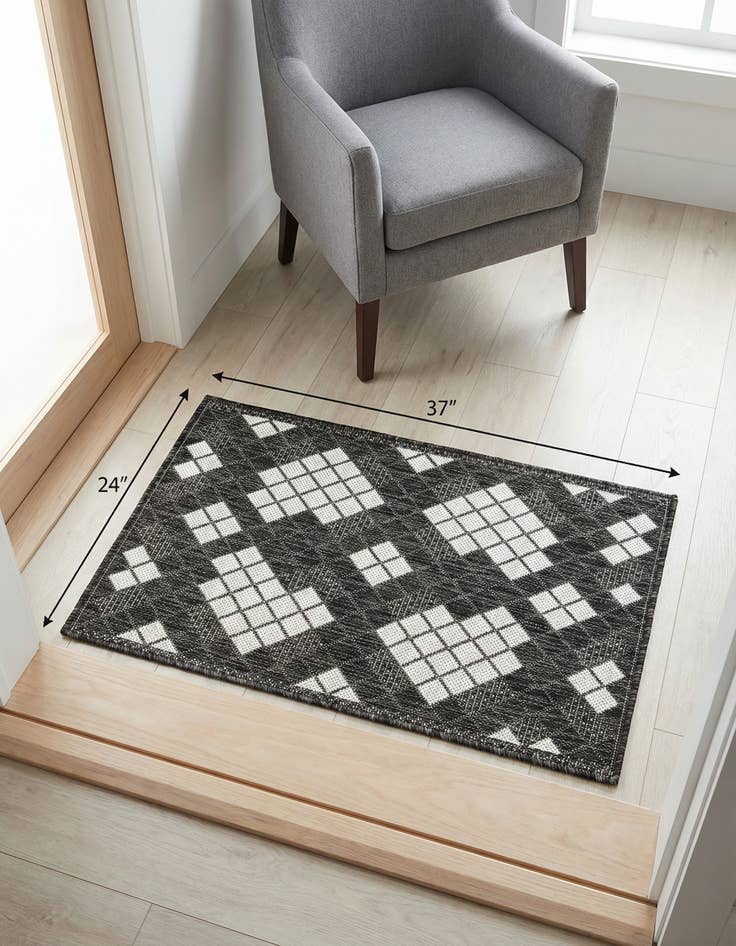 Detail image of 2' x 3' 1  Washable Modern Indoor / Outdoor Rug
