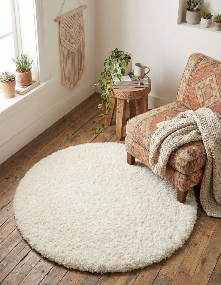 Detail image of 3' x 3' Solid Shag Round Rug