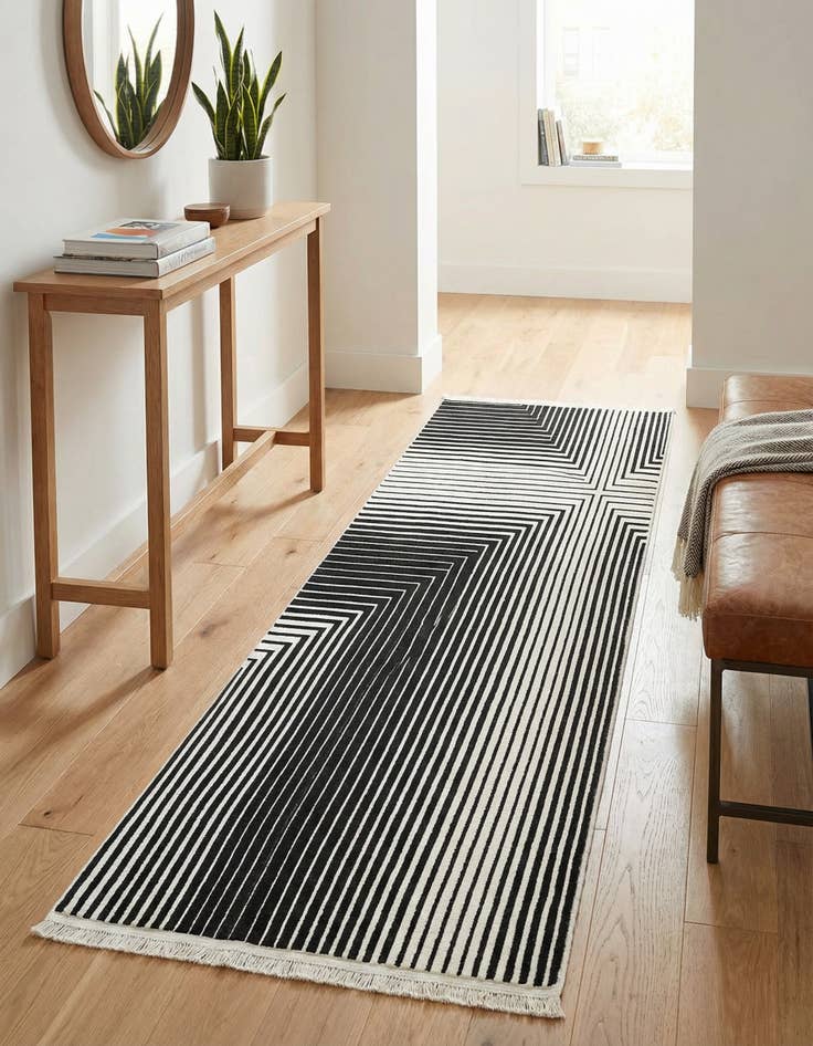 Detail image of 2' x 6' 1 Milano Runner Rug