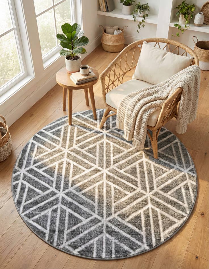 Detail image of 5' x 5' Lattice Trellis Round Rug