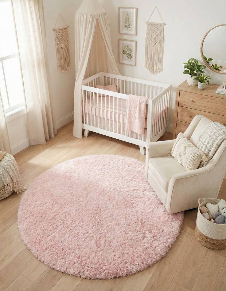 Detail image of 6' 7 x 6' 7 Infinity Shag Round Rug