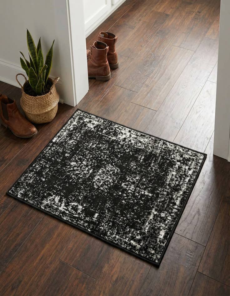 Detail image of  2' x 3' Monte Carlo Rug