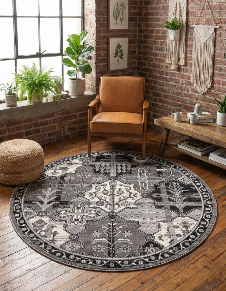 Detail image of 6' x 6' Miranda Round Rug