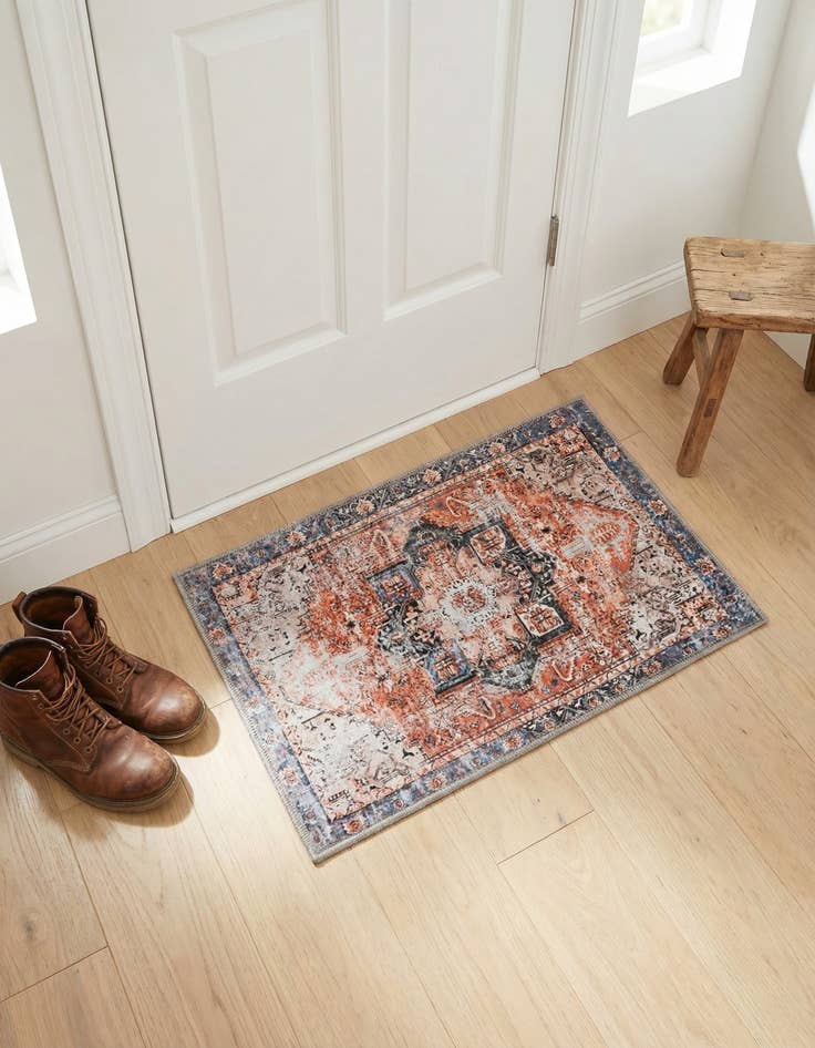 Detail image of 2' x 3' Yara Rug