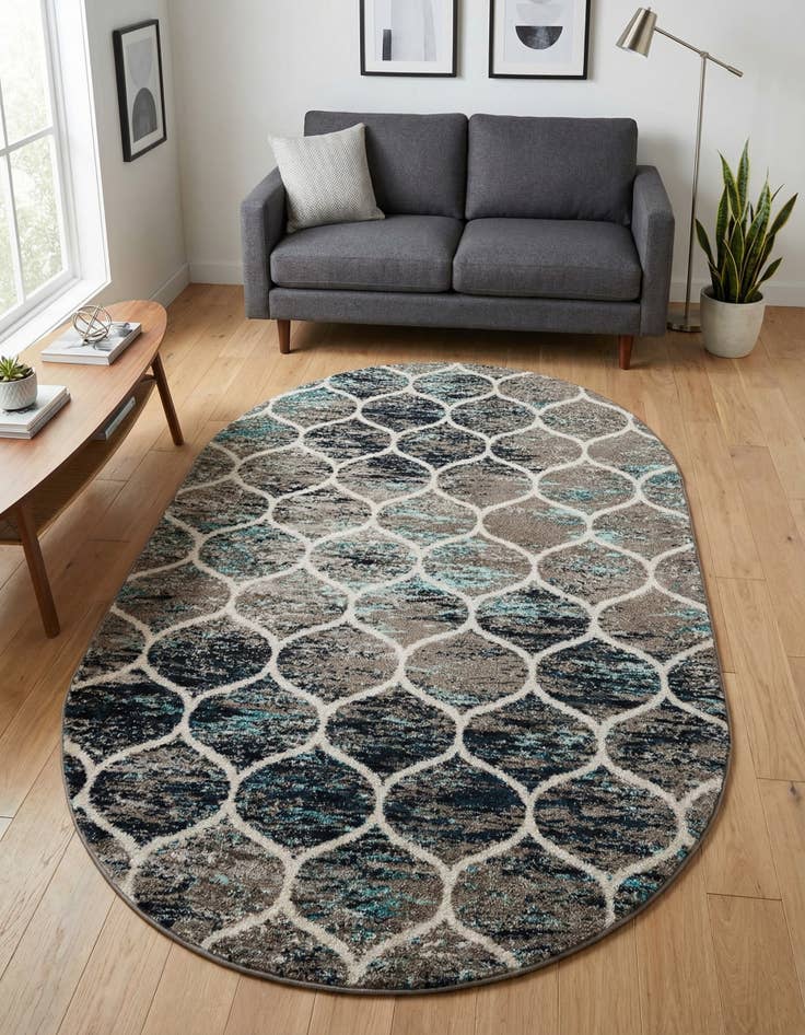 Detail image of 5' 3 x 8' Lattice Frieze Oval Rug