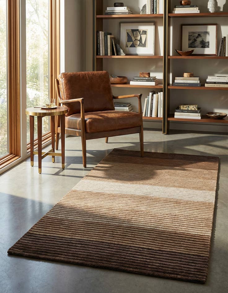 Detail image of 2' 6 x 5' 1 Hand Knotted Darya Wool Rug