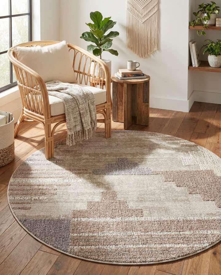 7' x 7' Cherokee Round Rug