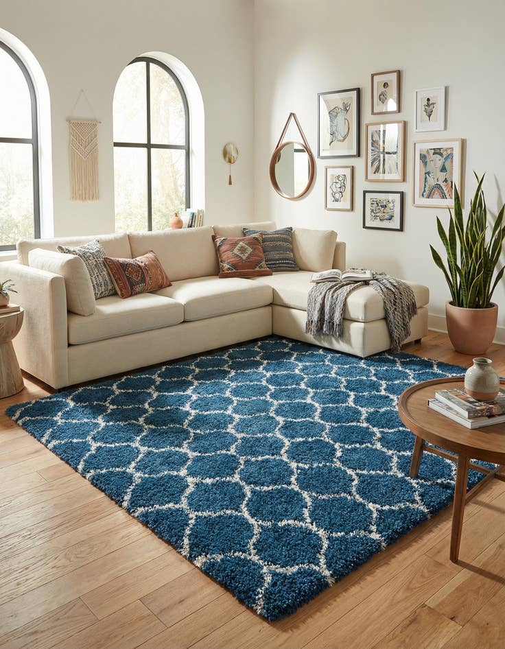 Detail image of 10' x 10' Trellis Shag Square Rug