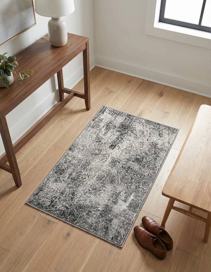 Detail image of 2' x 3' Monte Carlo Rug