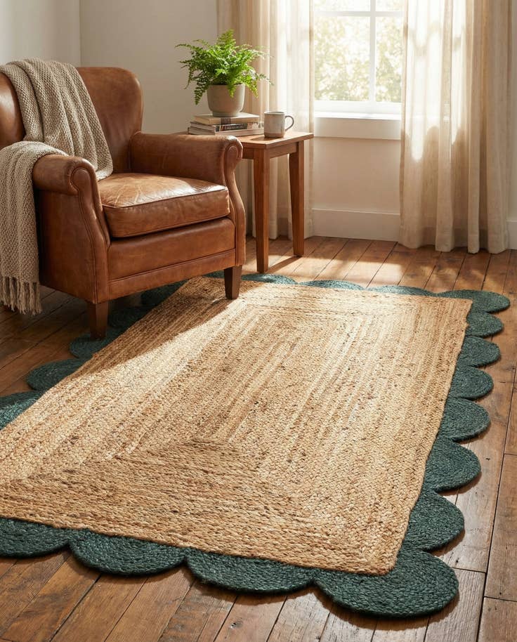 Detail image of 3' 1 x 5' 1 Handmade Scallop Braided Jute Rug