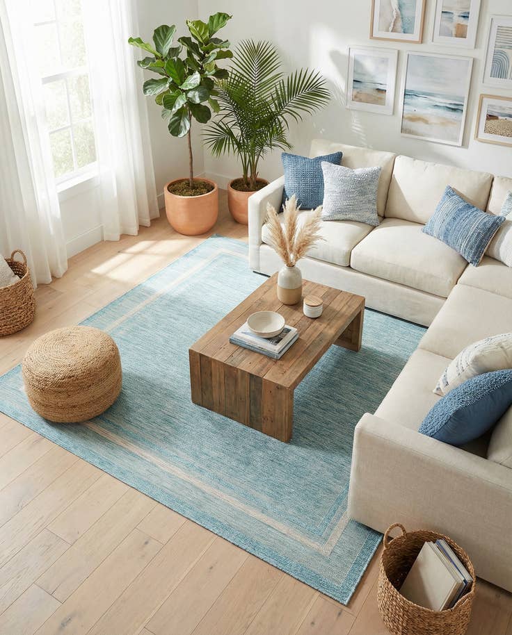 Detail image of 7' x 10' Easy-Clean Border Indoor / Outdoor Rug