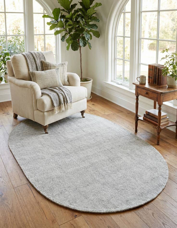 Detail image of 4' 1 x 6' 1  Hand Woven Jill Zarin English Manor Wool Oval Rug