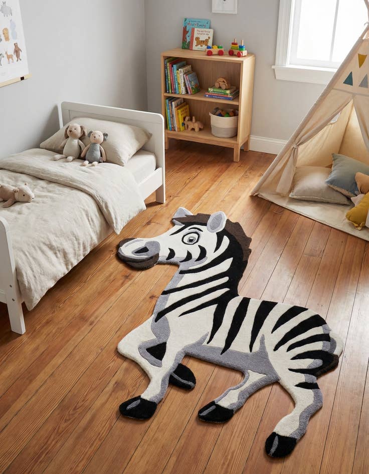 Detail image of 4' 6 x 5' 1 Playtime Kids Wool Freeform Rug